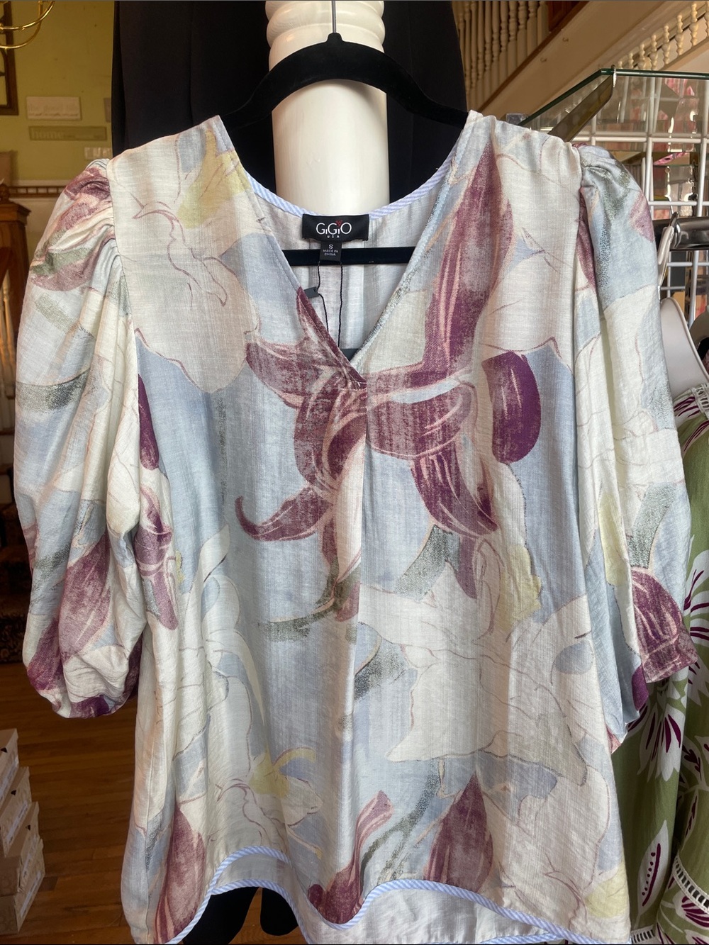 NWT Giglio Floral Blouse